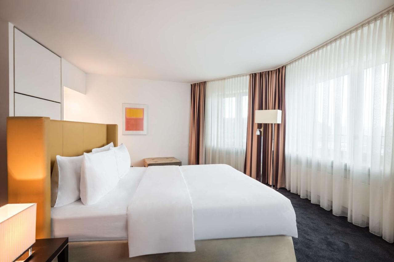 Lindner Frankfurt Main Plaza, Part Of Jdv By Hyatt 4*