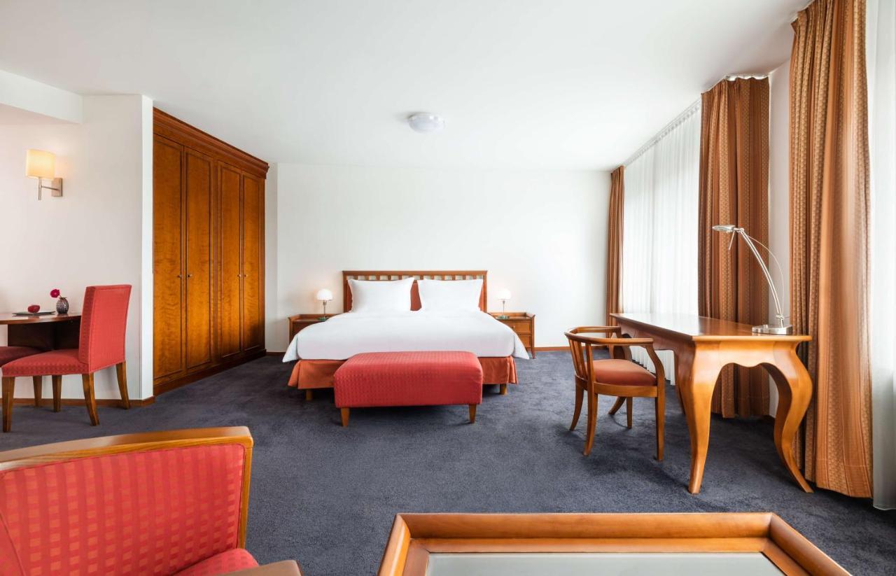 Hotel Lindner Frankfurt Main Plaza, Part Of Jdv By Hyatt